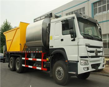 河南同步碎石封層車告訴你它有哪些優(yōu)勢